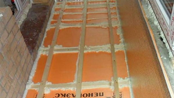 З чого зробити підлогу на балконі – 8 рішень на будь який смак З чого зробити підлогу на балконі – 8 рішень на будь який смак