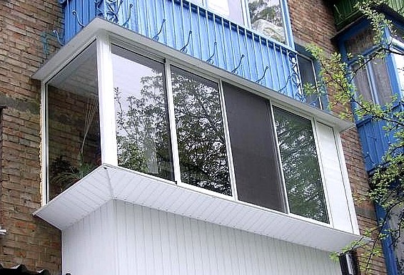 Алюмінієве скління балконів — 5 основних етапів робіт