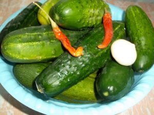 Засолювання огірків холодним способом на зиму: рекомендації і рецепти