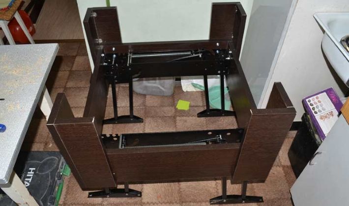 Як зробити журнальний стіл: ідеї, матеріали, покрокова інструкція, креслення з розмірами, фото і відео