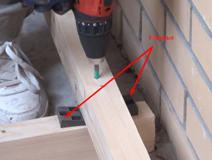 Покроковий ремонт лоджії: 2 варіанти чистової обробки для починаючого майстра