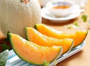 Користь і шкода дині для організму людини: властивості, склад, правила вживання і нюанси вибору