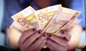 Сонник Євро паперові Гроші у сні бачити до чого сняться?