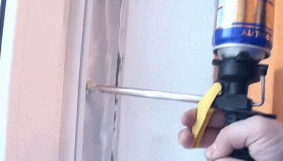 Стельова сушарка для білизни на балкон — 25 етапів самостійної установки