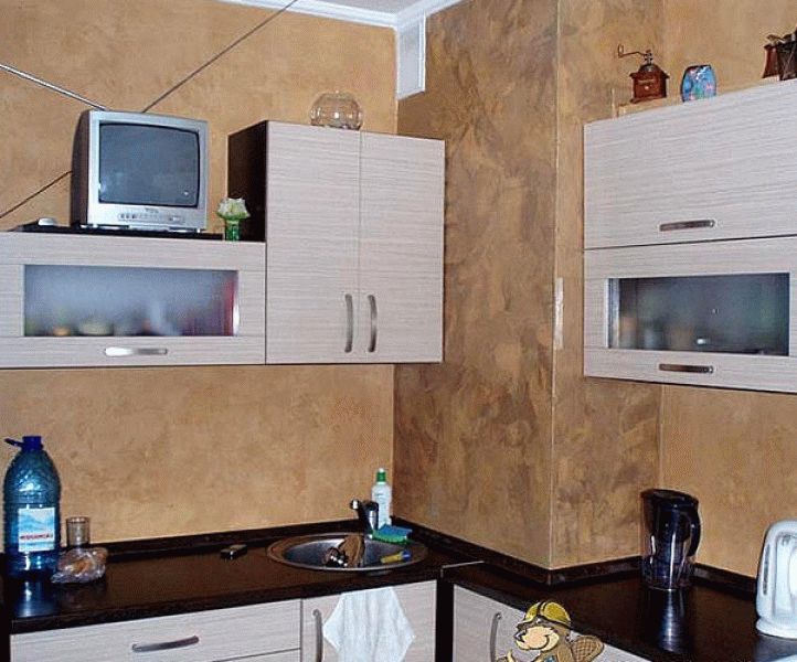 Декоративна штукатурка на кухні: дивимося фото