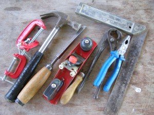 Приставні сходи з дерева своїми руками: види, креслення з розмірами, відео інструкція