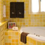 Фото дизайну ванної кімнати в жовтих тонах Фото дизайну ванної кімнати в жовтих тонах