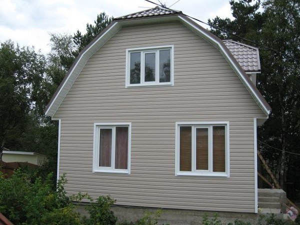 Як обшити вікно сайдингом: інструкція до 5 кроків