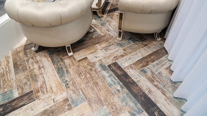 Імітація керамограніта під паркет або паркетну дошку