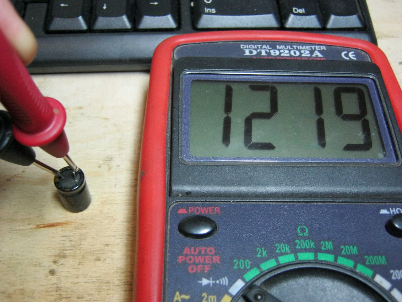 Як перевіряти конденсатори мультиметром   не выпаивая, ємність і справність конденсатора