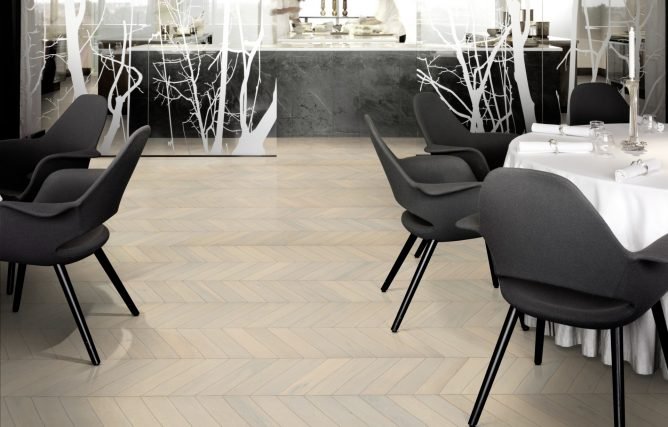 Білий паркет в інтерєрі — фото приклади