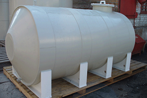 Бочки для води на дачу: різновиди виробів, призначення і особливості вибору