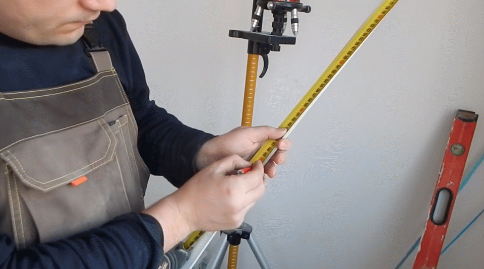 Стельова сушарка для білизни на балкон — 25 етапів самостійної установки