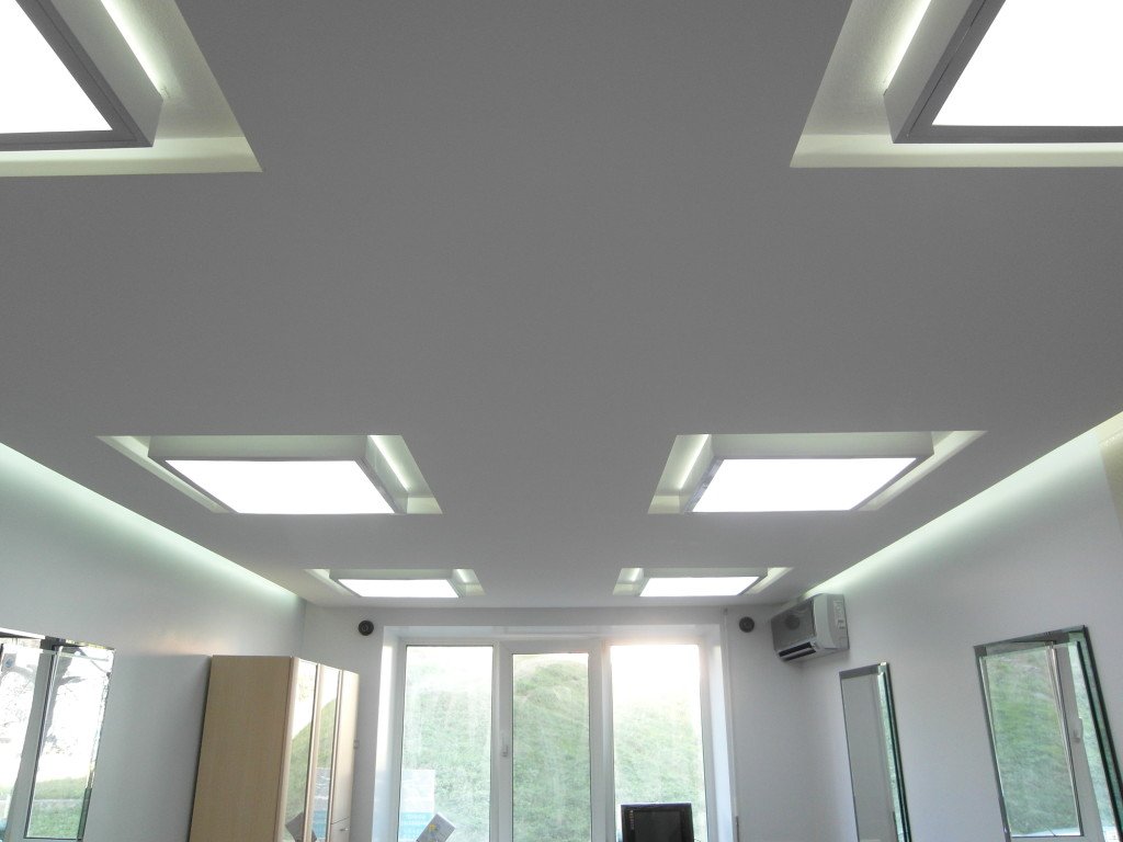 Як однокімнатну квартиру перетворити у перукарню