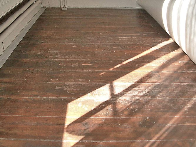 Можна покласти ламінат на старий паркет