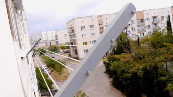 Сушарка для білизни на балкон — огляд 4 найбільш популярних рішень