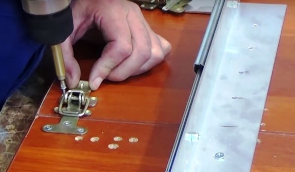 Розкладний стіл своїми руками — креслення та інструкція з фото