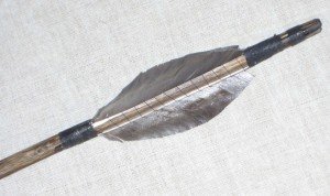 Як правильно зробити лук і стріли своїми руками