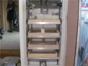 Інкубатор з холодильника своїми руками — креслення і відеоінструкція