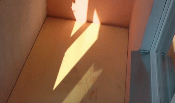 Як зробити підлогу на балконі — 3 найкращих варіанти і їх особливості