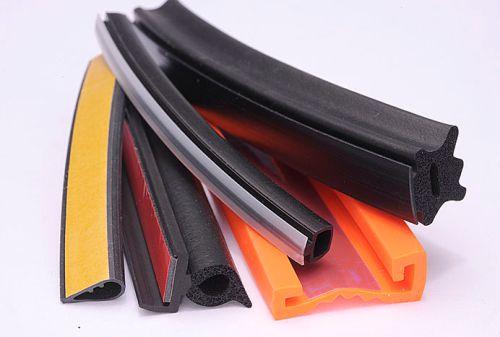 Як утеплити деревяні вікна з мінімальними витратами: 6 популярних способів Як утеплити деревяні вікна з мінімальними витратами: 6 популярних способів