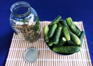 Як зберегти огірки свіжими на зиму: 5 дієвих способів