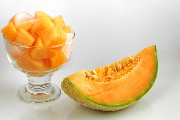 Користь і шкода дині для організму людини: властивості, склад, правила вживання і нюанси вибору