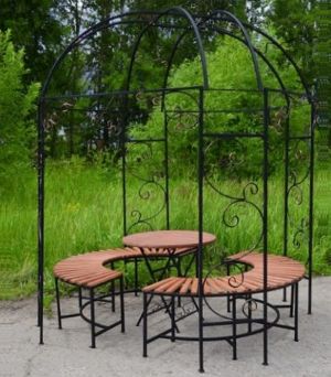 Як зробити стіл в альтанку: ідеї, матеріали, креслення з розмірами, фото і відео