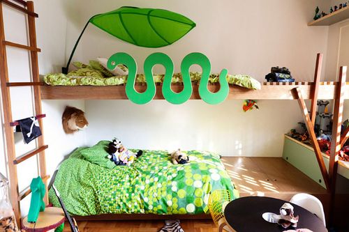 Дизайн інтерєру дитячої кімнати для двох дівчаток