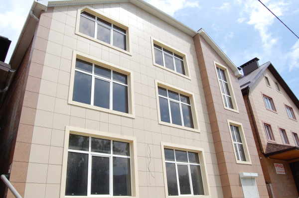 Вентильований фасад з керамограніта — і нехай ваш будинок зітхне на повні груди