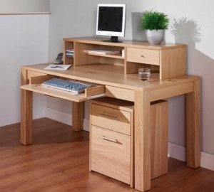 Як зробити компютерний стіл: ідеї, креслення з розмірами, покрокова інструкція, фото і відео