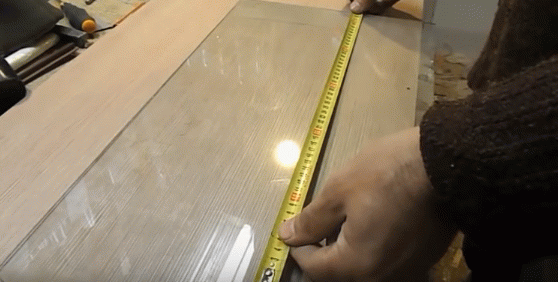 Як зробити полицю на стіну своїми руками: 3 простих варіанти для новачка