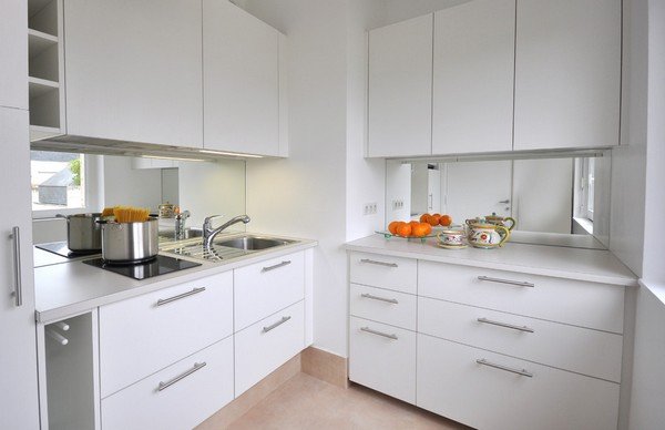 Виступ в кутку кухні