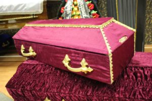 Сонник Червоний Труну: відкритий, закритий, порожній уві сні бачити