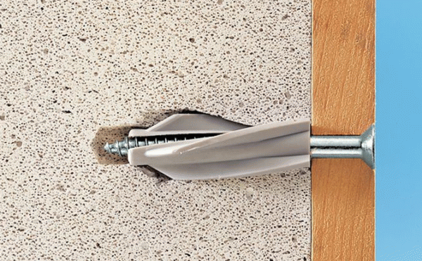 Як красиво зробити шафу на балконі — 2 перевірених варіанти складання для домашніх майстрів