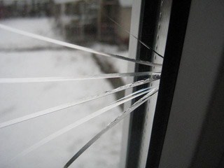 Ремонт пластикової балконних дверей: 4 особливості самостійної роботи