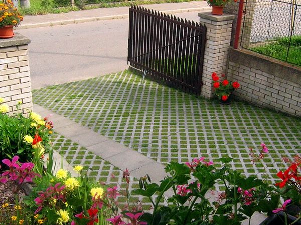 Як зробити экопарковку на дачі своїми руками — відео