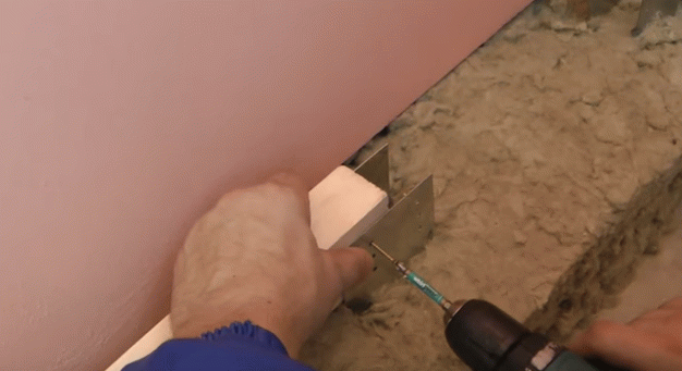 Як зробити підлогу на балконі — 3 найкращих варіанти і їх особливості