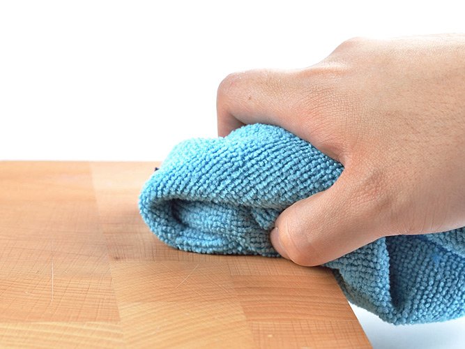 Правильний догляд за паркетною дошкою і паркетом — спосіб зберегти покриття