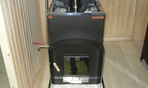 Печі для лазні з баком для води   цегляні, чавунні і сталеві: зробити своїми руками