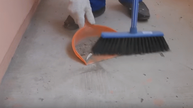 Як зробити підлогу на балконі — 3 найкращих варіанти і їх особливості