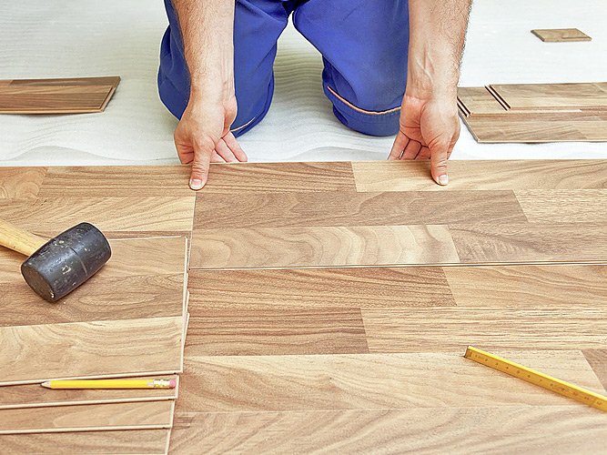 Опис процесу укладання паркетної дошки на деревяну підлогу