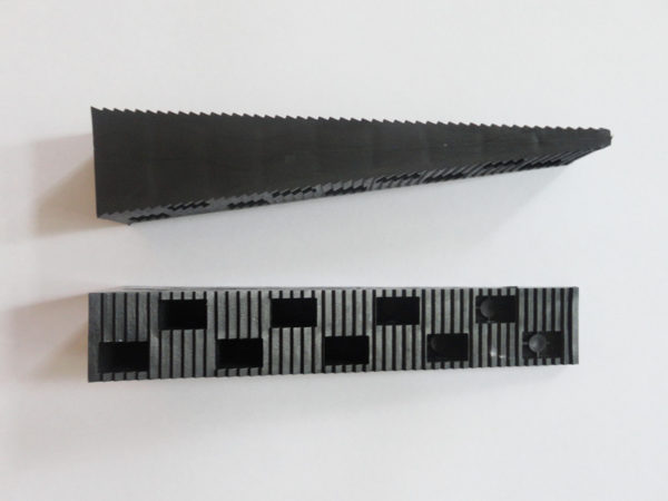 Як самостійно встановити балконні двері за 16 простих кроків