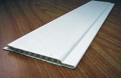 Як зробити обрешітку під пластикові панелі своїми силами?