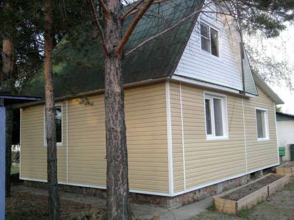 Сайдинг фасадний: перше знайомство і поради по монтажу