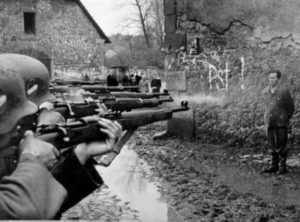 Сонник Стрільба з Автомата у сні бачити до чого сниться?