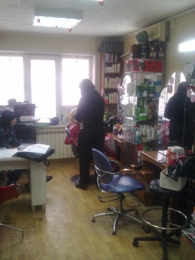 Як однокімнатну квартиру перетворити у перукарню