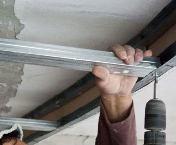 Як своїми руками зробити стелю з гіпсокартону: розмітка, збирання, обробка