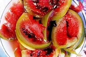 Як солити і маринувати кавуни: класичні і незвичайні рецепти