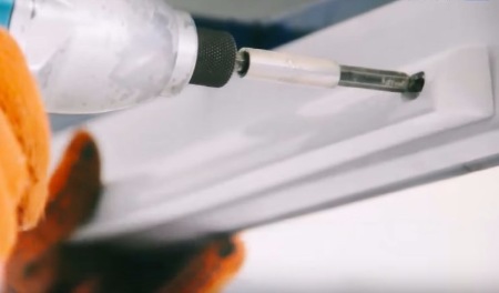 Припливний клапан на пластикові вікна: 3 види пристроїв і одна технологія установки